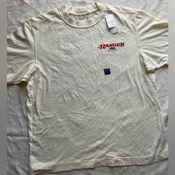 A&F- Ford Vintage-Inspired Graphic Tee - Picture 4 of 10